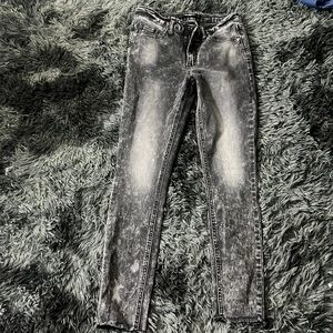 Black Acid Wash straight jeans